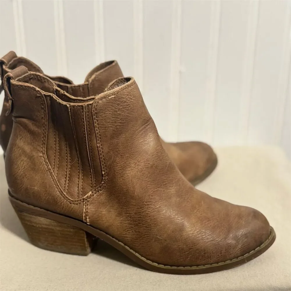 Not Rated Chelsea Ankle Boots Distressed Brown Booties‎ Western Boho Size 7.5